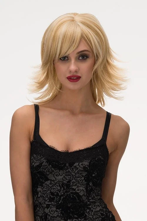 Warm blonde wig with flicked tips: Mary